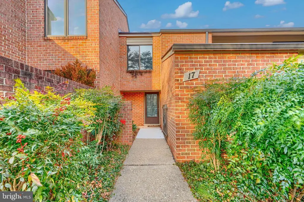 17 Oakhampton Dr, Lutherville Timonium