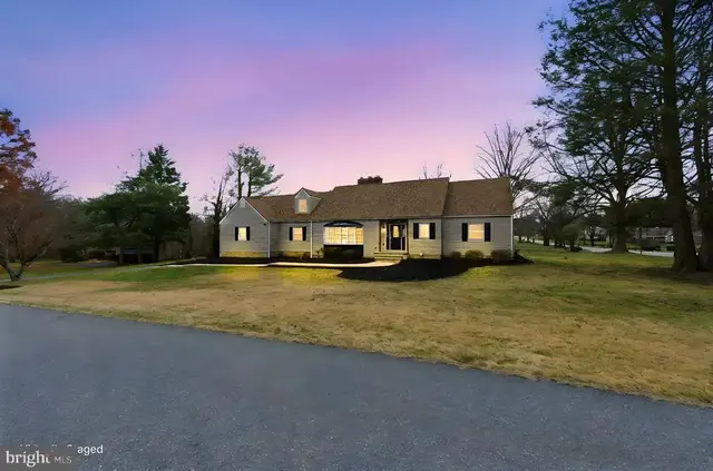 1 Lamatan Rd, Newark
