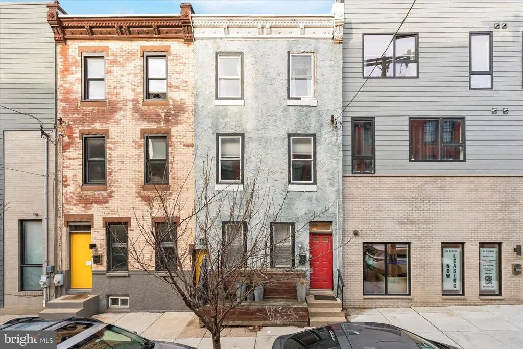 105 W Oxford St, PHILADELPHIA