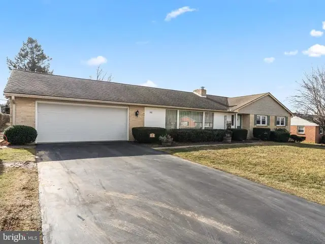 146 Harvest Lane, Chambersburg