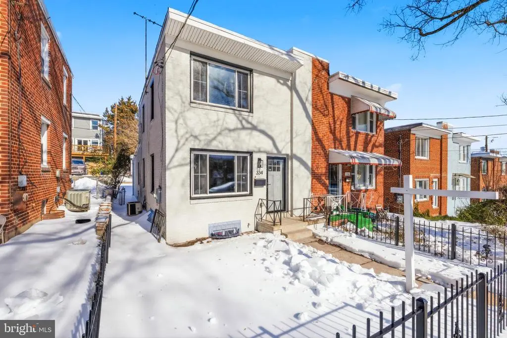 334 Nicholson St Ne, Washington