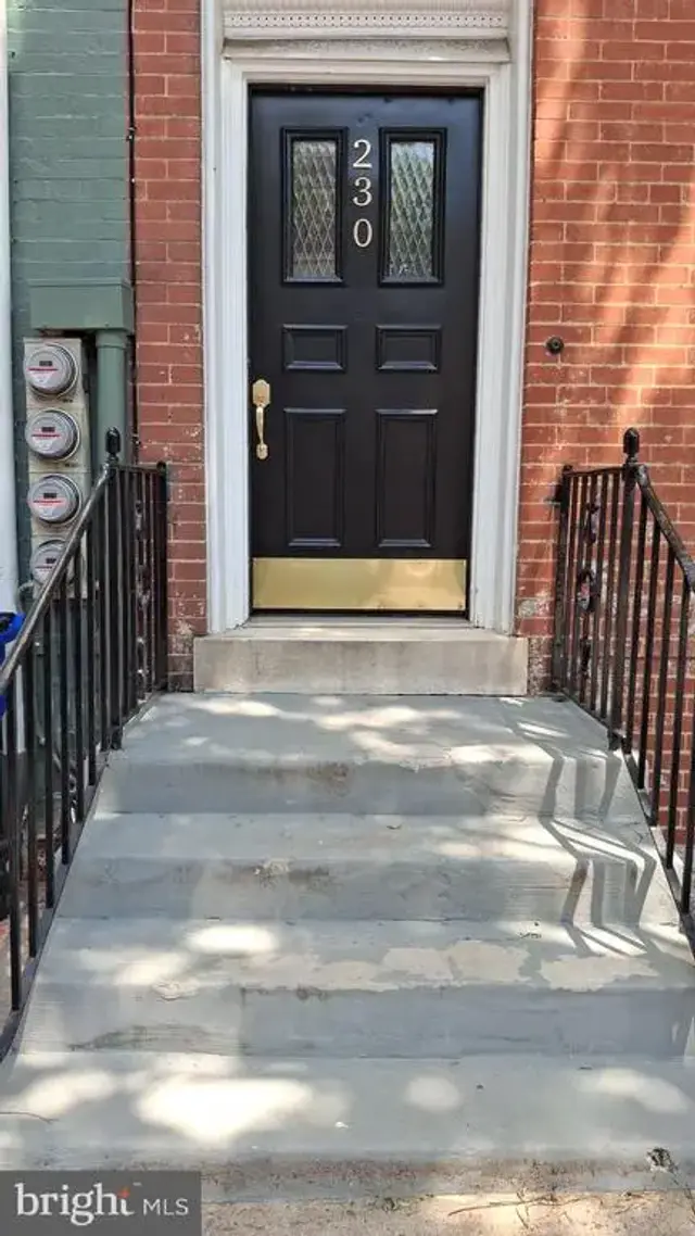 230 S Market St #2, Frederick