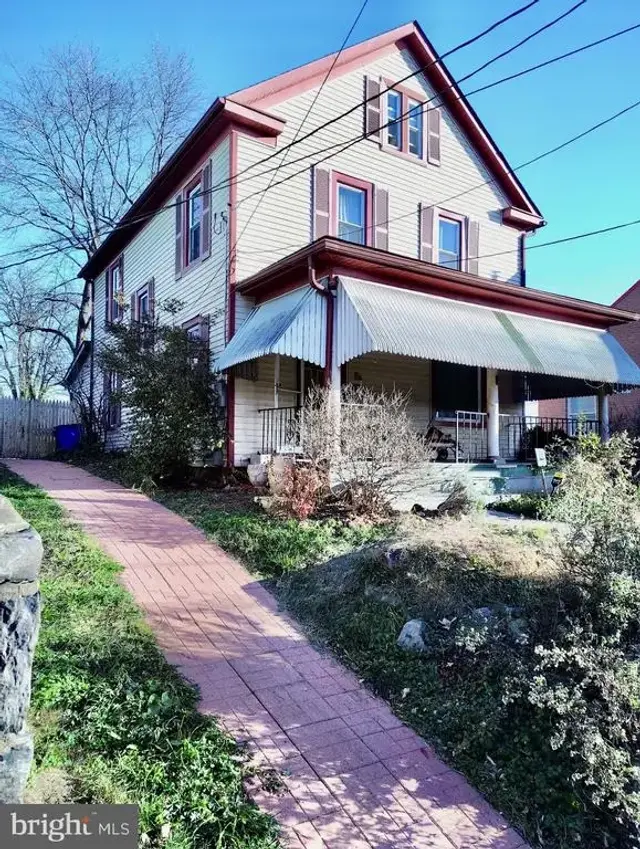 8 N Virginia Ave, Brunswick