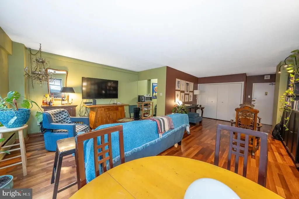 118 S 21st St #210, Philadelphia