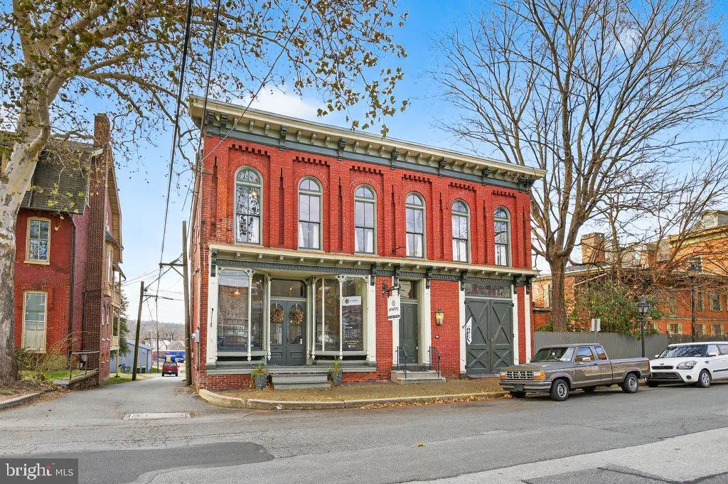 22 S 2nd St, COLUMBIA