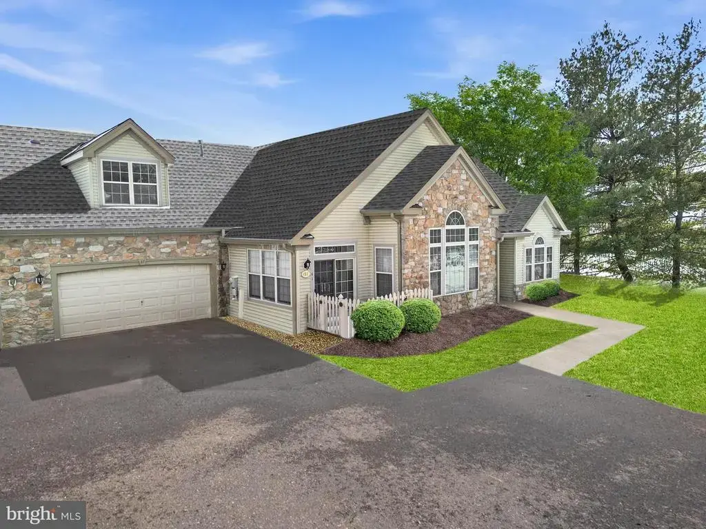 61 Legacy Oaks Dr, RICHBORO