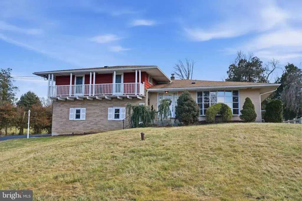 4737 Grandview Ave, BENSALEM