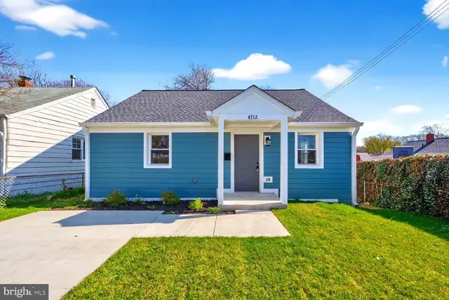 4312 Vine St, Capitol Heights