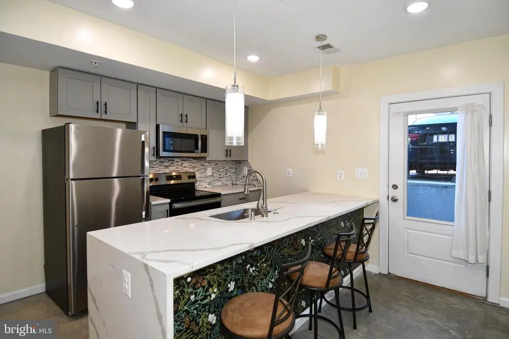 1040 Bladensburg Rd Ne #0b, WASHINGTON