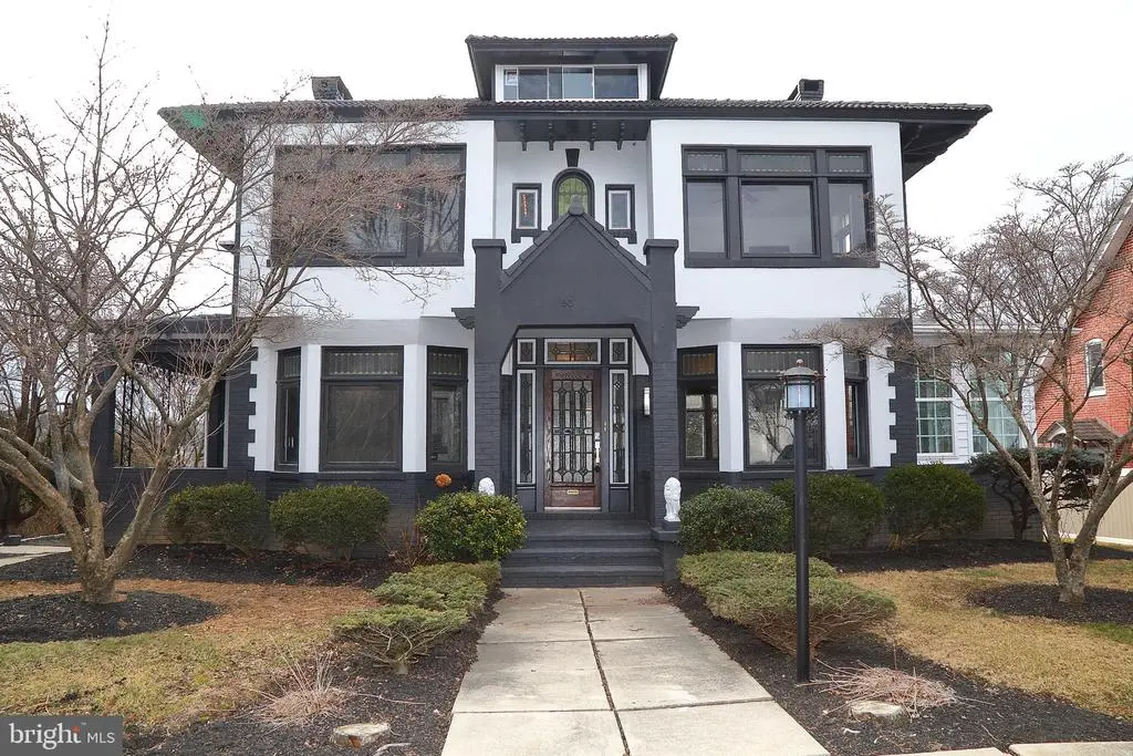 20 Broad St, EPHRATA