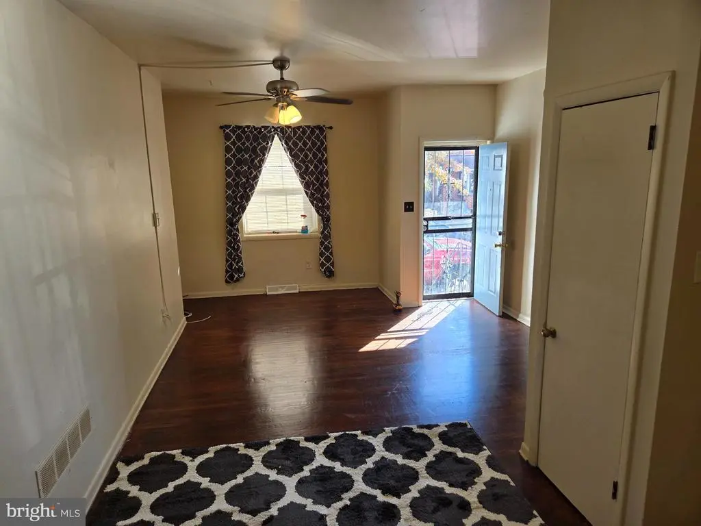 123 N Dupont St, Wilmington