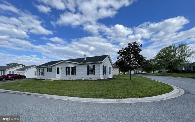 914 Jonathan Dr #914, Dover