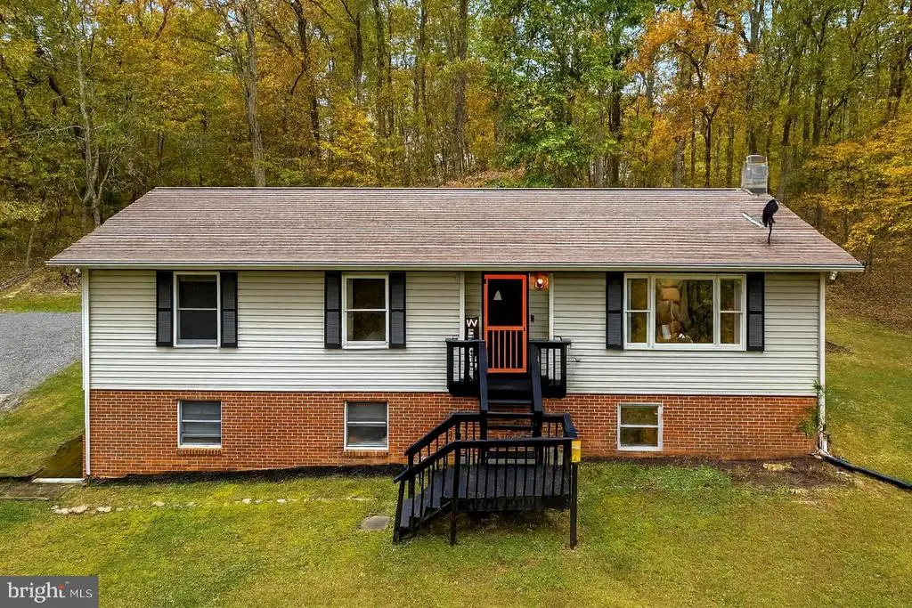 451 Lakeside Dr, FRONT ROYAL