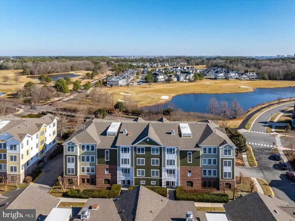 38415 Boxwood Ter #302b, selbyville