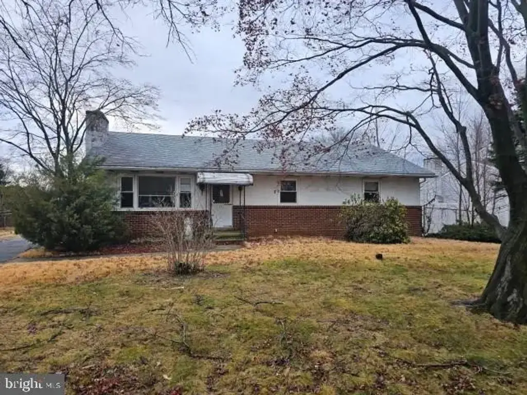 1836 3rd St, LANGHORNE