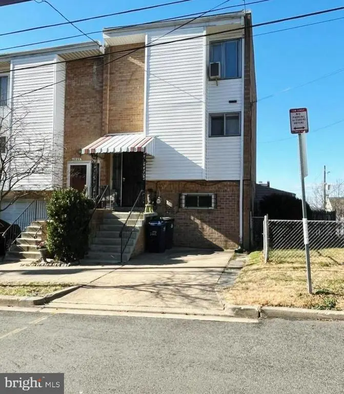 1801 29th St Se, Washington