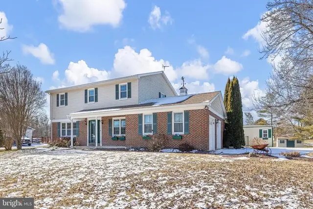 152 W Savannah Dr, Bear