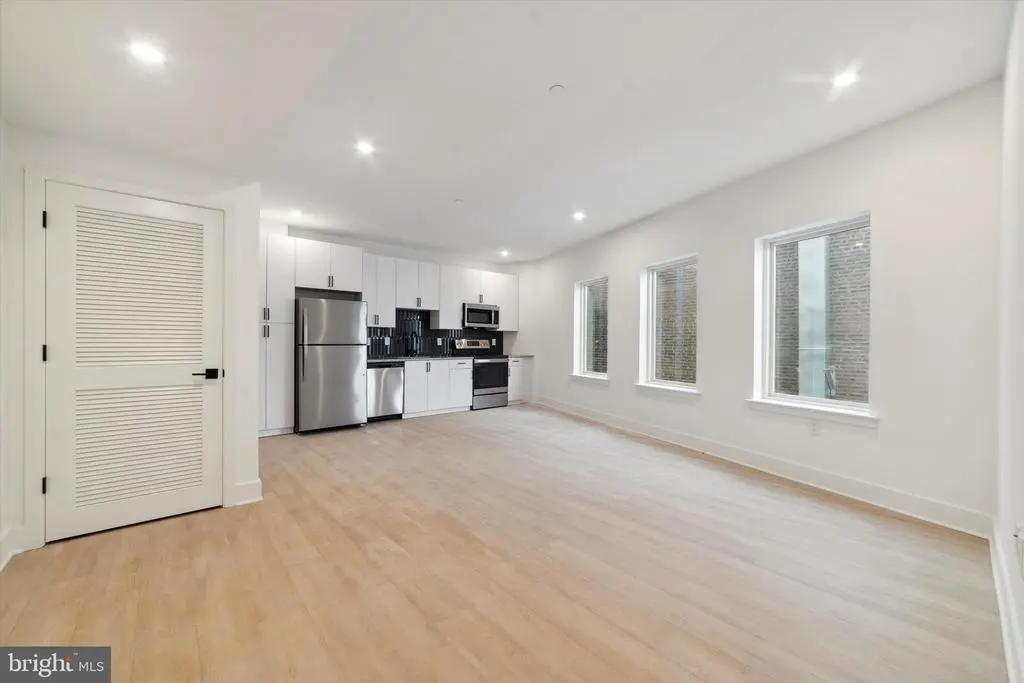 1643 N 2nd St #204, Philadelphia