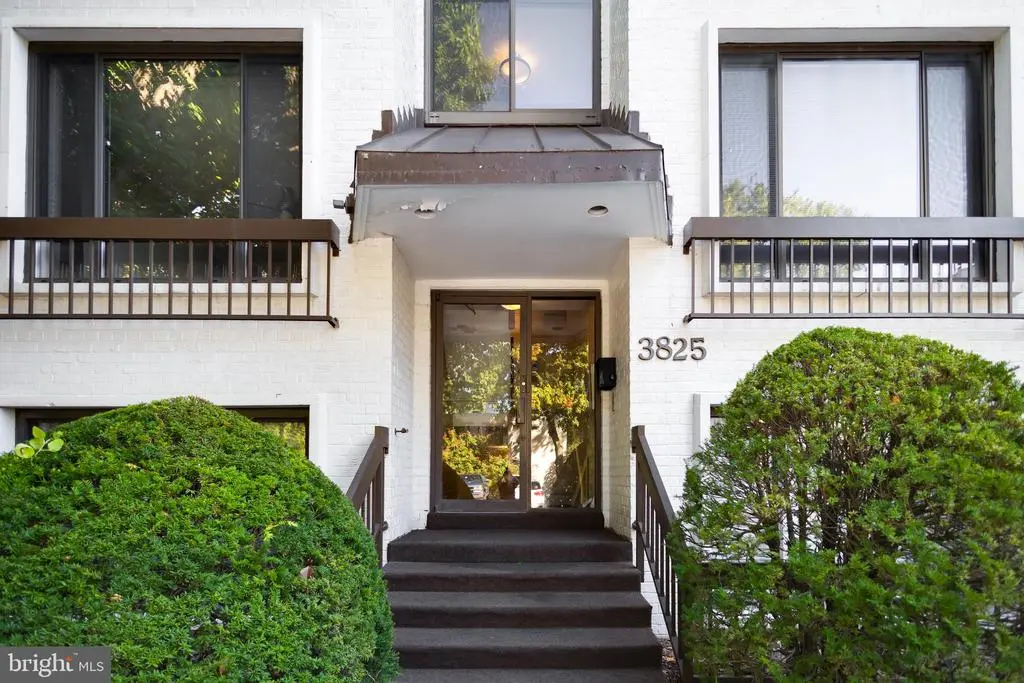 3825 Davis Pl Nw #103, WASHINGTON