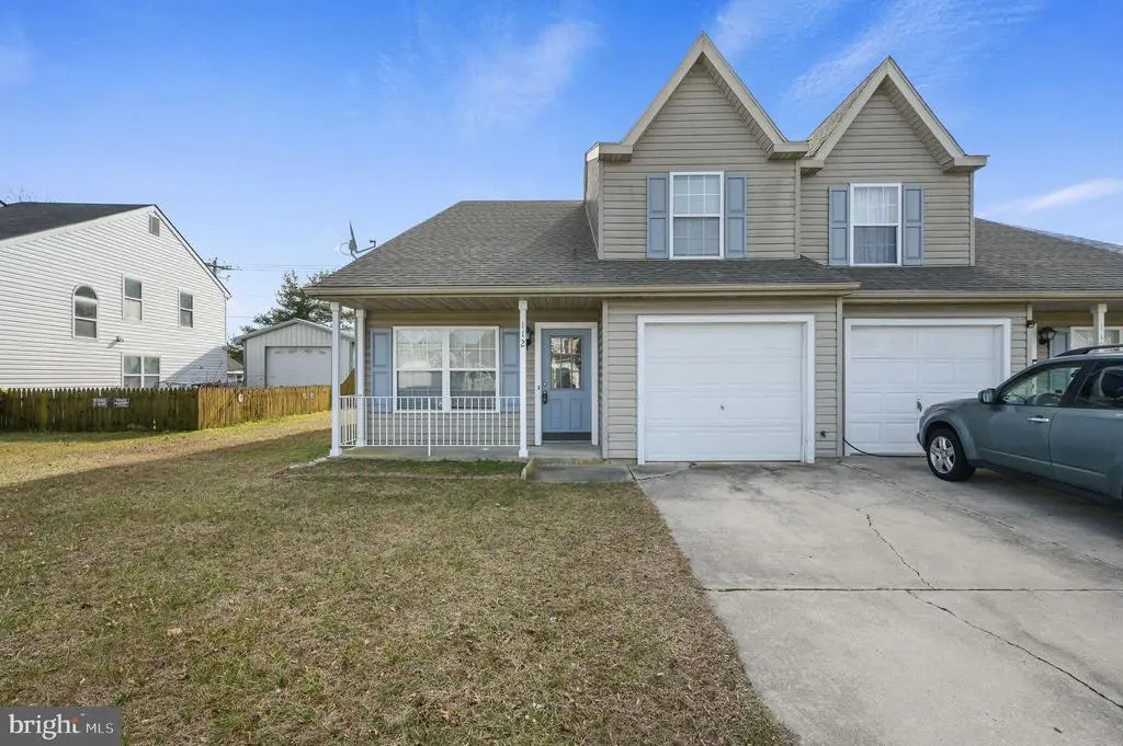 112 Trafalgar Dr, DOVER