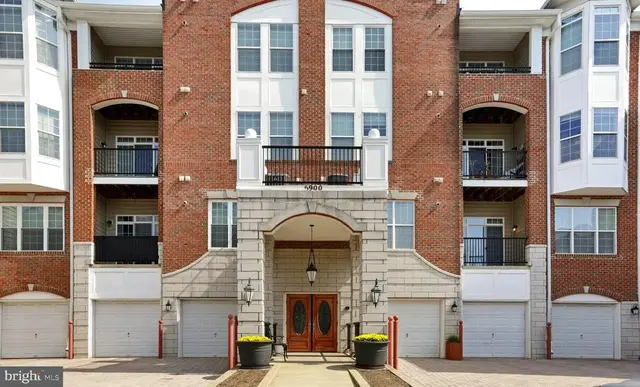5900 Great Star Dr #202, Clarksville