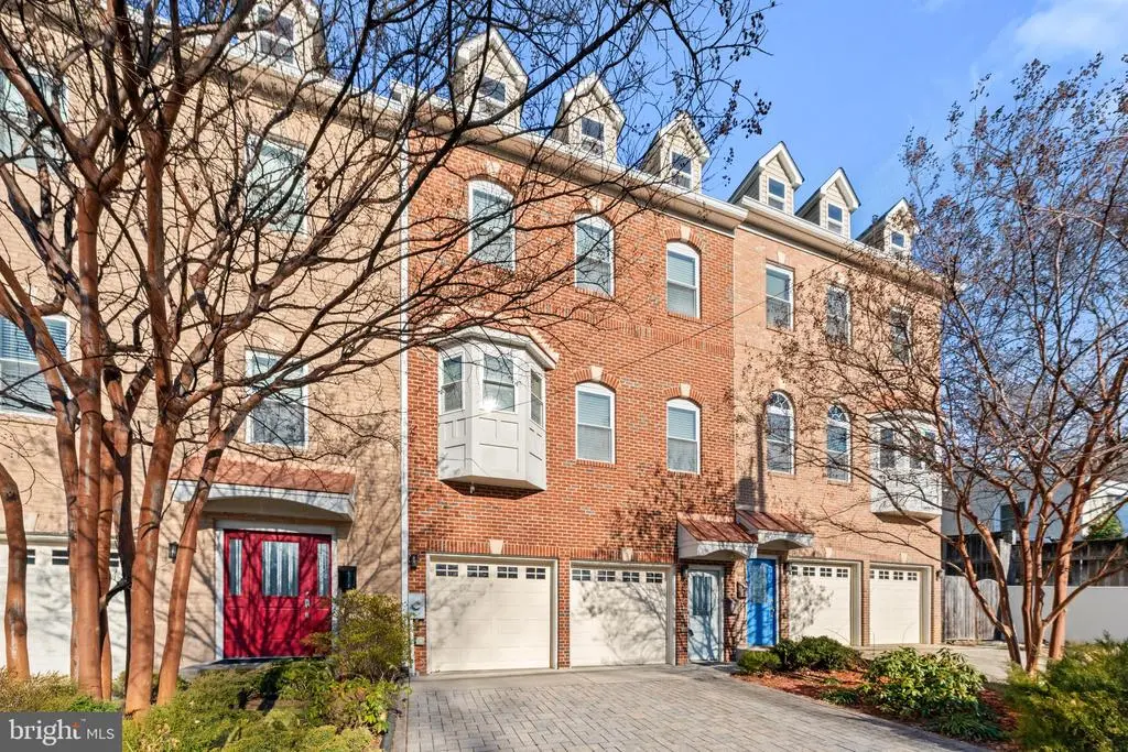 3513 22nd St S, ARLINGTON