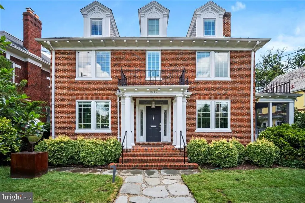 1610 Crittenden St Nw, Washington