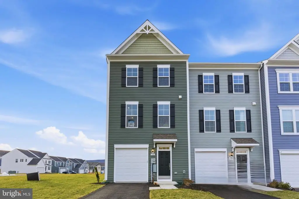 512 Husky Trl, MARTINSBURG