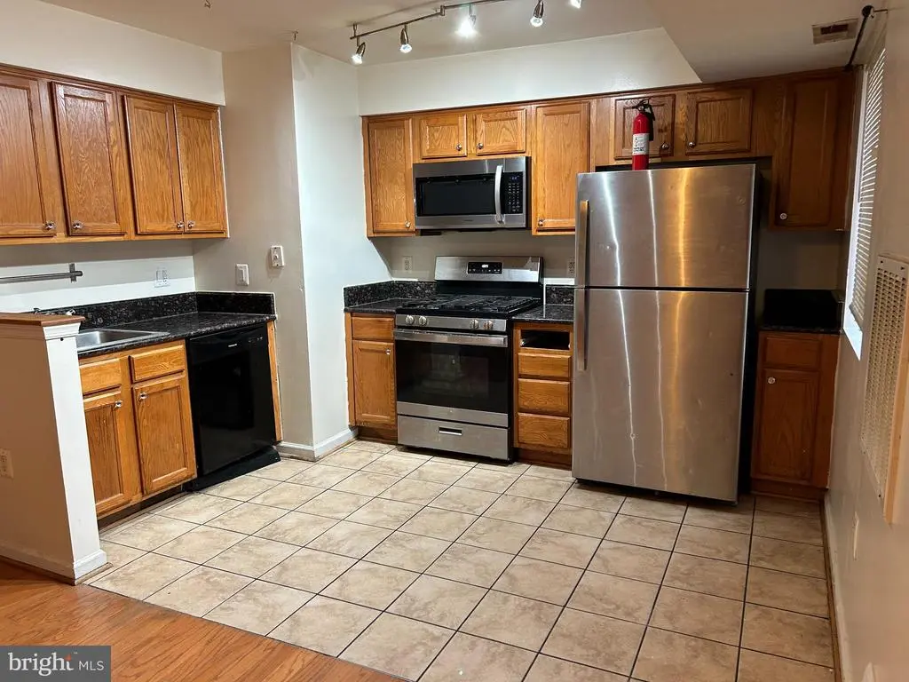 4110 Ames St Ne #102, WASHINGTON