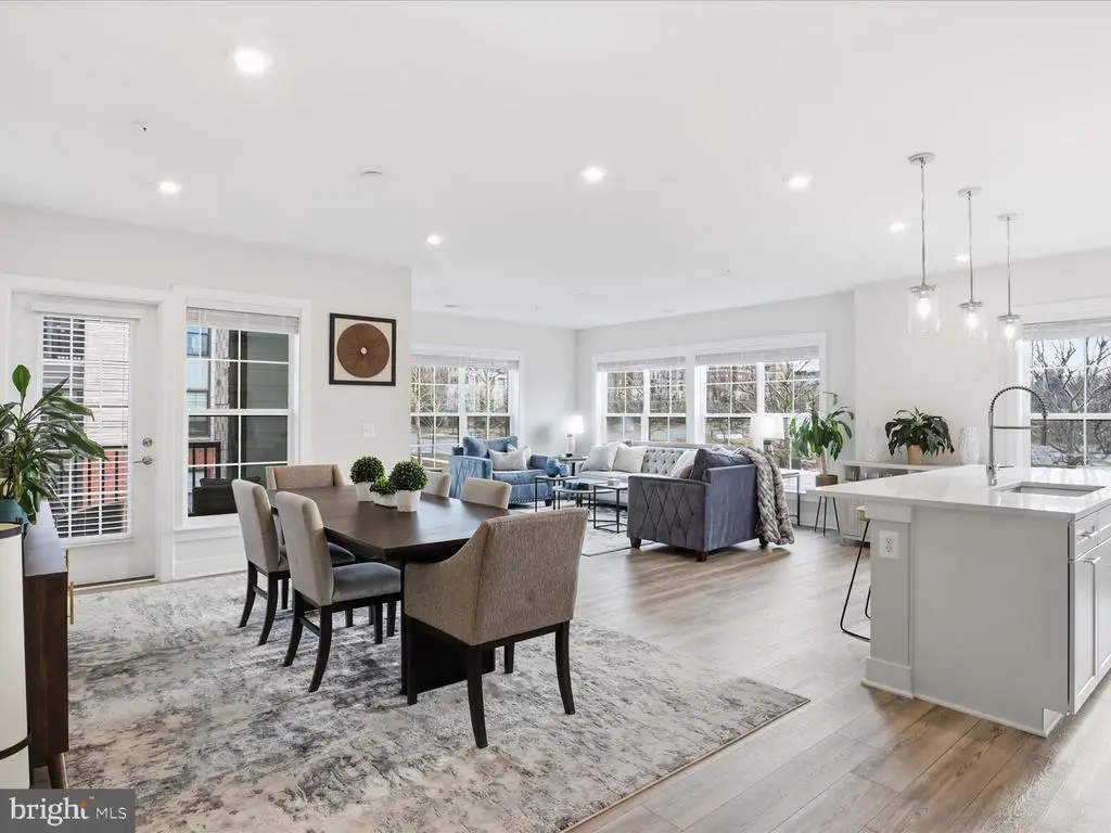 106 Saint Ives Pl #207, NATIONAL HARBOR