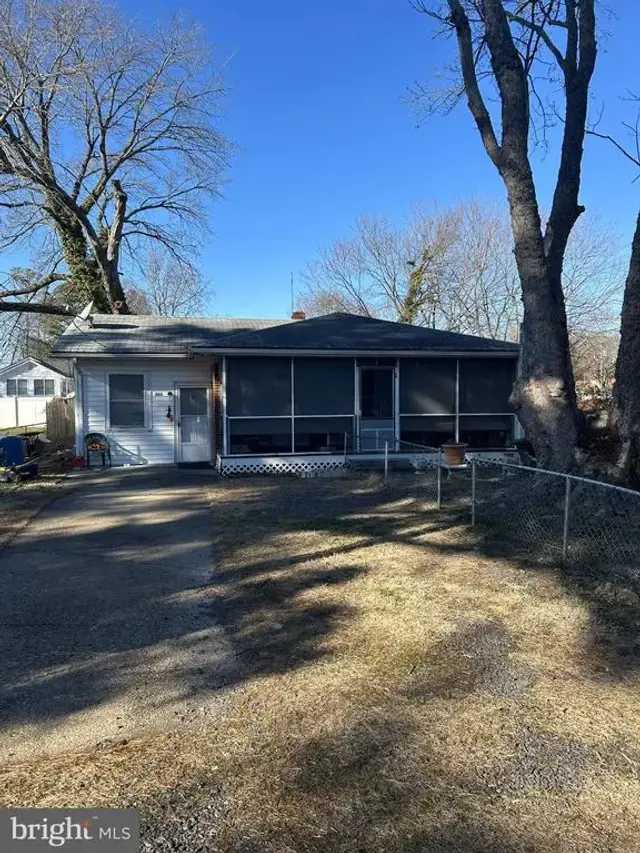 303 1st St, Colonial Beach
