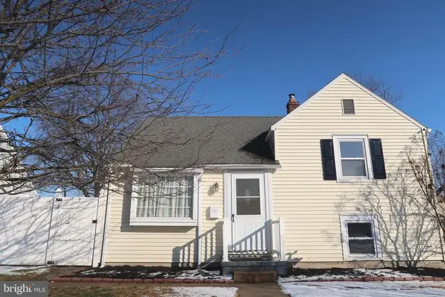 737 Oatman St, York
