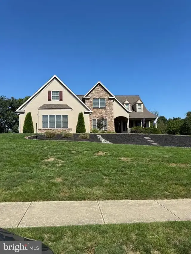 31 Cobble Ln, Elizabethtown