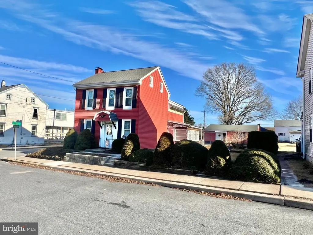 301 S Franklin St, FLEETWOOD