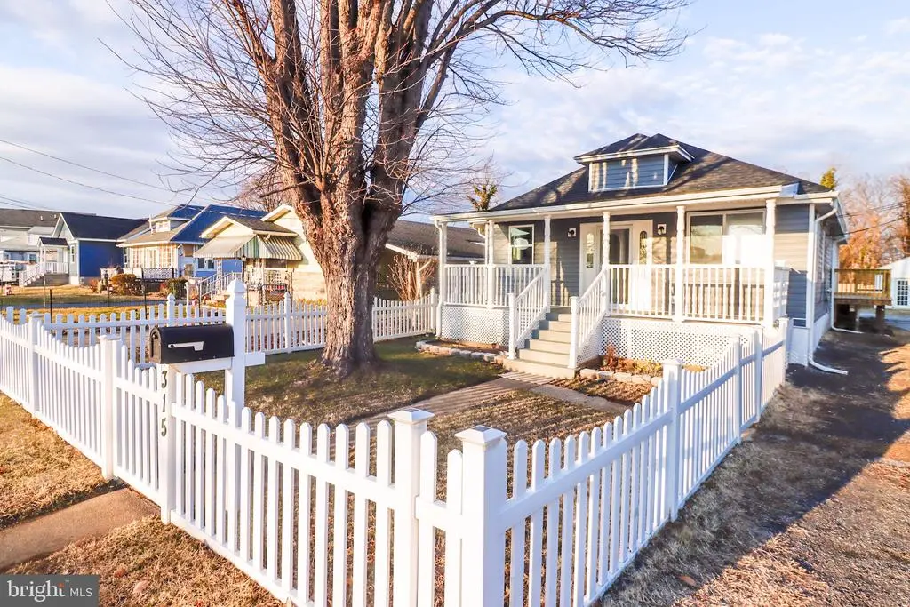 315 Riverside Dr, Baltimore