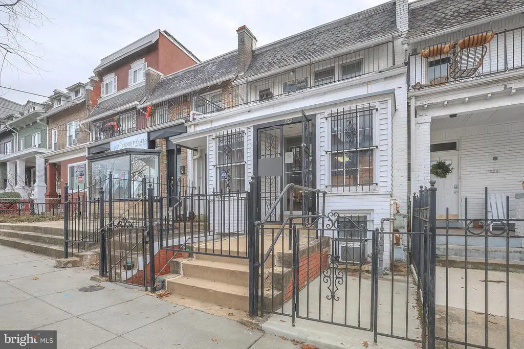 222 Upshur St Nw, WASHINGTON