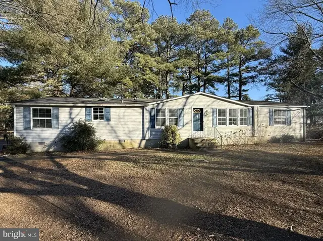 151 Laurel Ave, Laurel