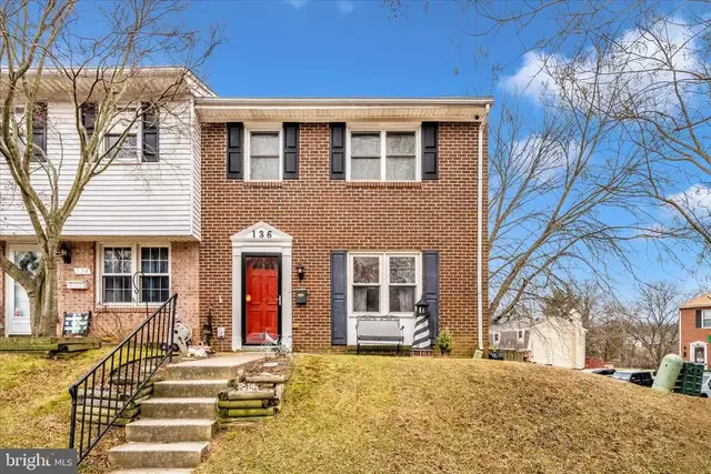 136 W Orndorff Dr, Brunswick
