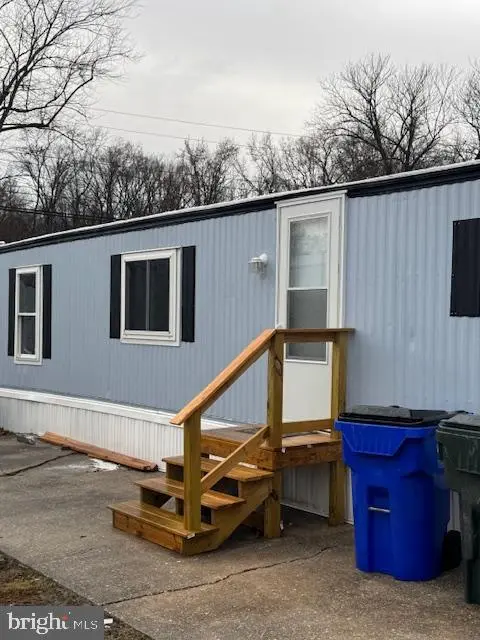 88 Kentwood Dr #88, DOVER