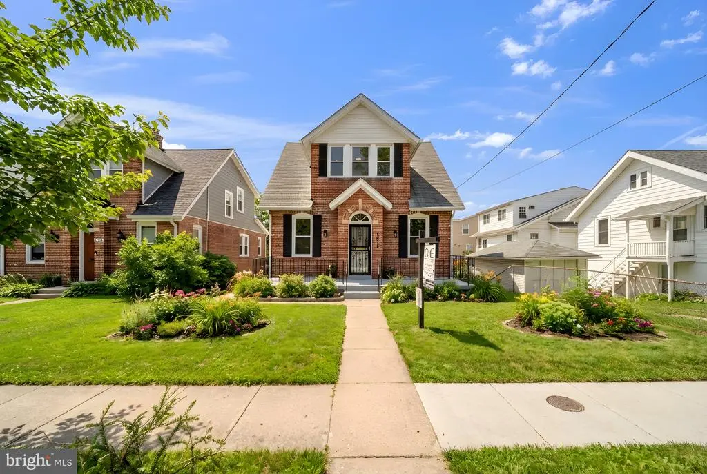 6018 2nd St Nw, WASHINGTON