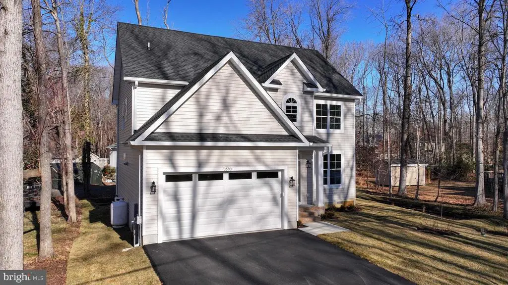 3583 Edgemont St, Edgewater