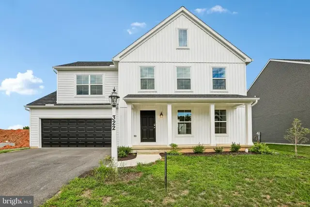 322 Reserve Ln, Mechanicsburg