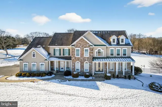 1900 Fawn Way, Finksburg