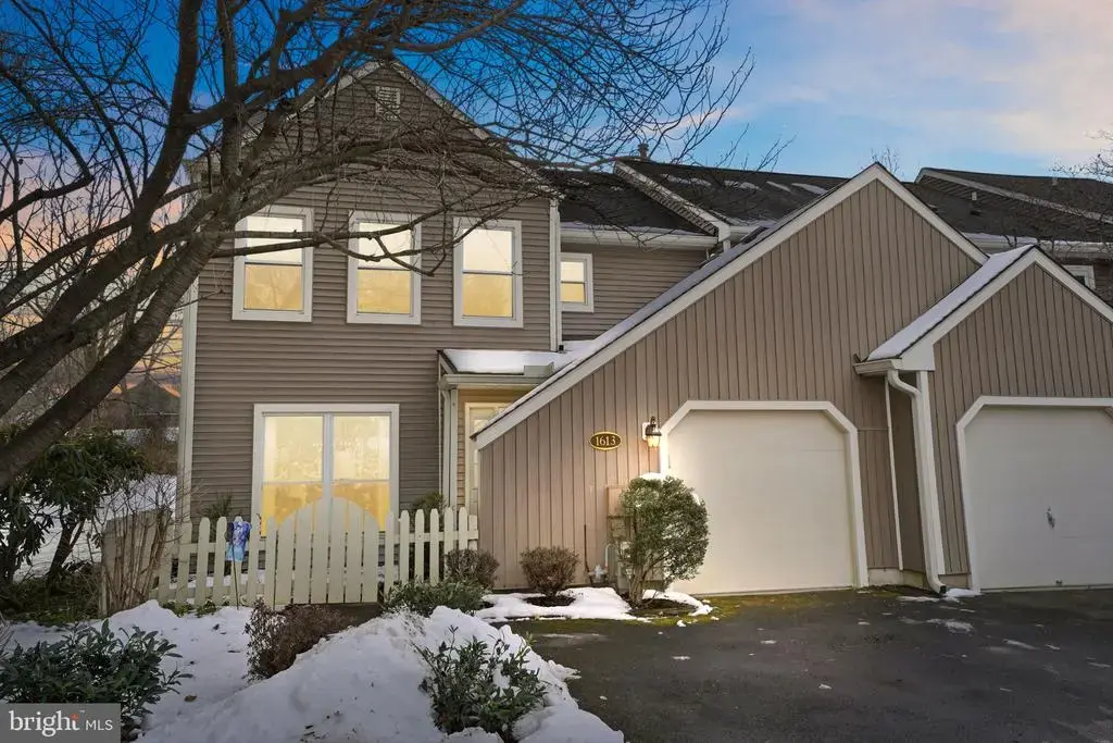 1613 Lakeview Cir, YARDLEY