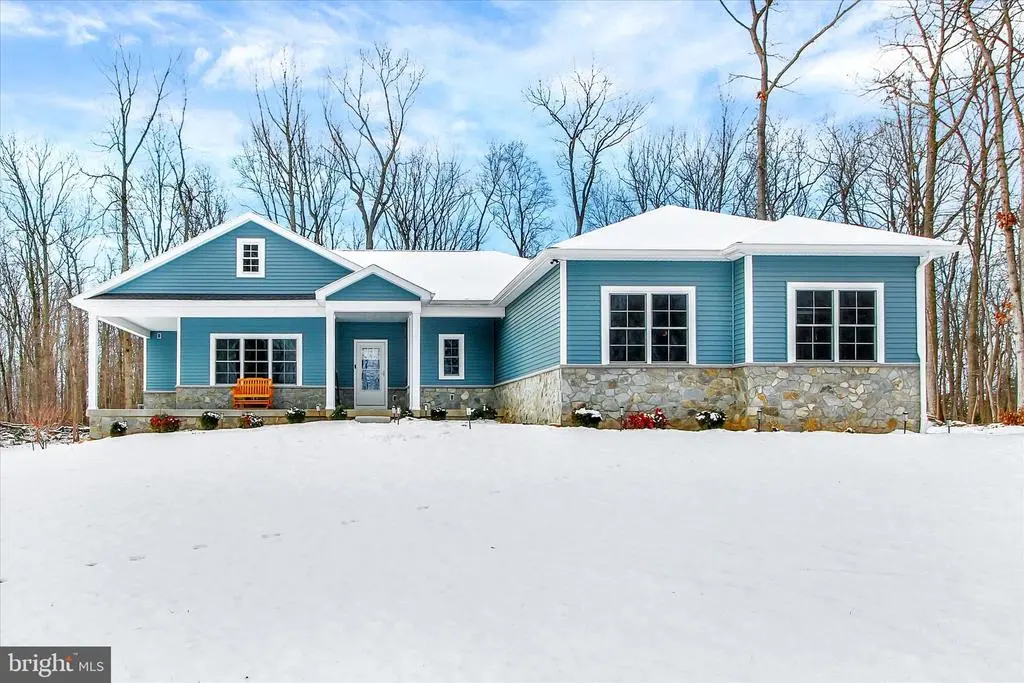 4158 Orchard View Dr, Glenville