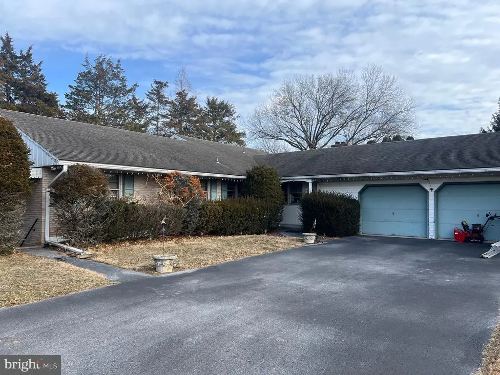 1200 Schoffers Rd, BIRDSBORO