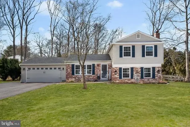 5410 Fantail Dr, Sykesville