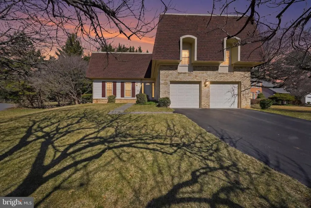 9713 Nordstrom Ct, Gaithersburg