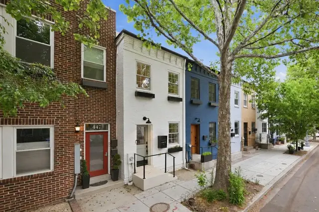 445 Ridge St Nw, Washington