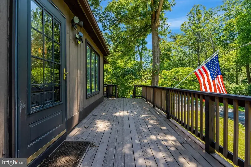 8844 Mcgrath Rd, MANASSAS